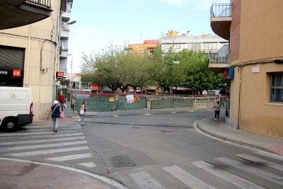 Imatge actual de la plaça des del carrer de Provença