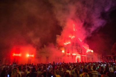 La cremada de l'ajuntament, un dels actes tradicionals de la Festa Major de Corró d'Avall