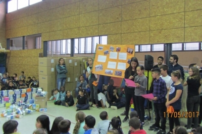 Dia d'Acció Global per les Persones en Moviment a l'Escola Bellavista-Joan Camps