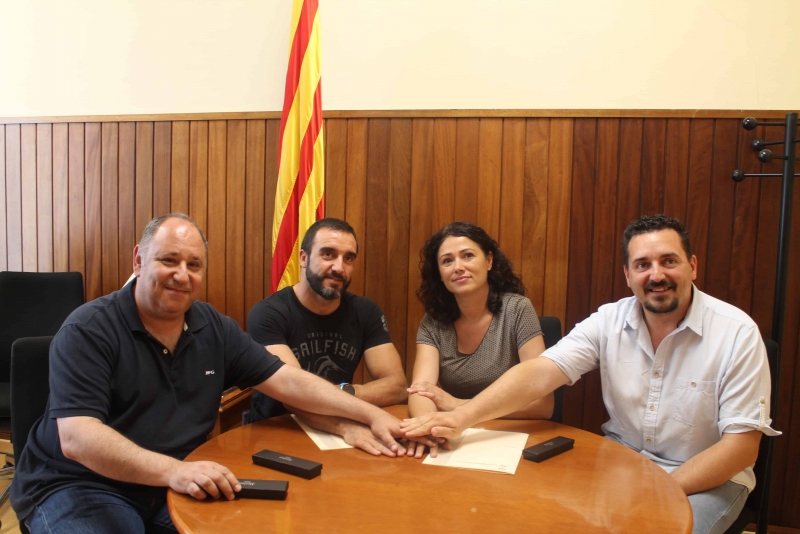 Signatura conveni entre l'Ajuntament, Sorea i Jordi Madera