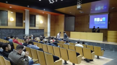 Sessió formativa d'hanbol amb àrbitres de tot Catalunya a Can Ribas - Centre de Recursos Agraris