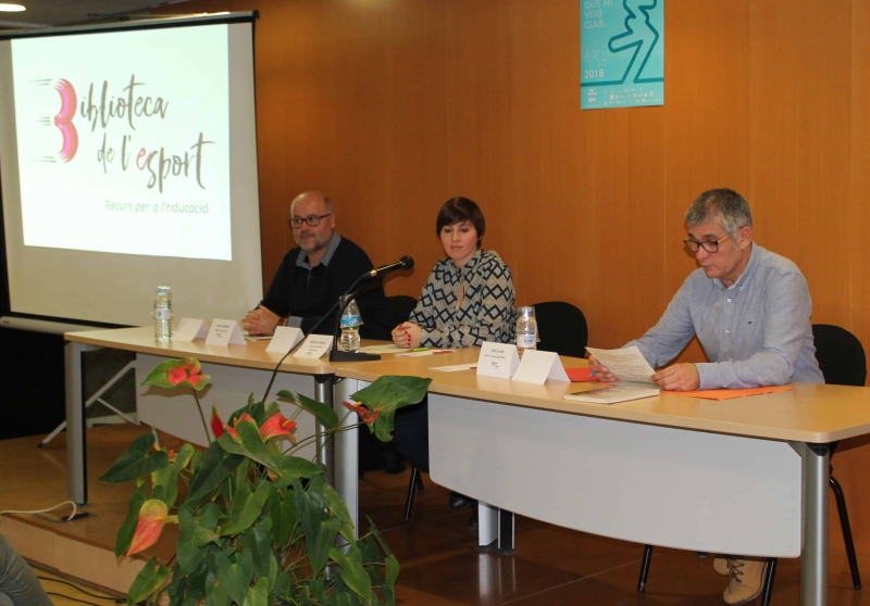 Josep Campanya, Cristina Sánchez i José Algar parlant del projecte