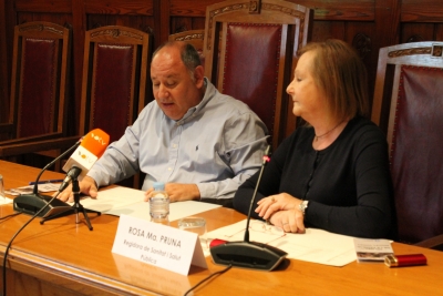 L'Alcalde en funcions, Francesc Colomé, i la regidora en funcions, Rosa Pruna