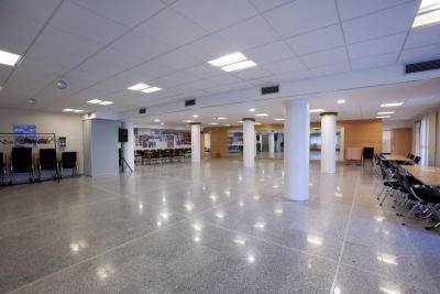 Interior del Casal d'Avis i Centre Social de Bellavista
