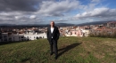L'alcalde, Francesc Colomé, als terrenys de Bellavista de la futura residència i centre de dia per a la gent gran