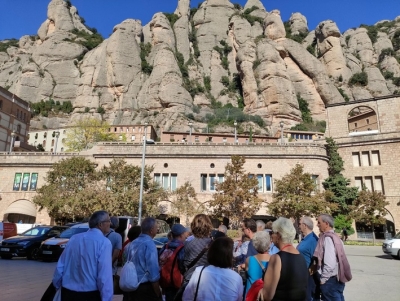 Visita cultural per a gent gran a Montserrat